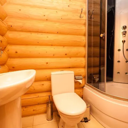 м House Konukevi 3*