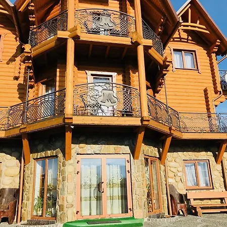 м 3* فوروختا