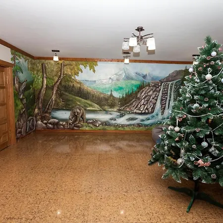 М House